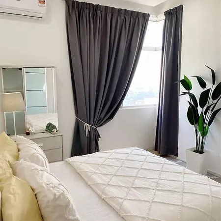 Blubelle 3Br Apt Near Lake Garden/Zoo/Wifi/Netflix Taiping Exterior photo