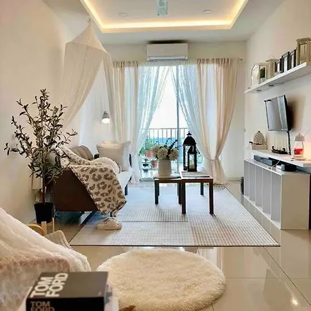 Blubelle 3Br Apt Near Lake Garden/Zoo/Wifi/Netflix Taiping Exterior photo