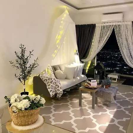 Blubelle 3Br Apt Near Lake Garden/Zoo/Wifi/Netflix Taiping Exterior photo